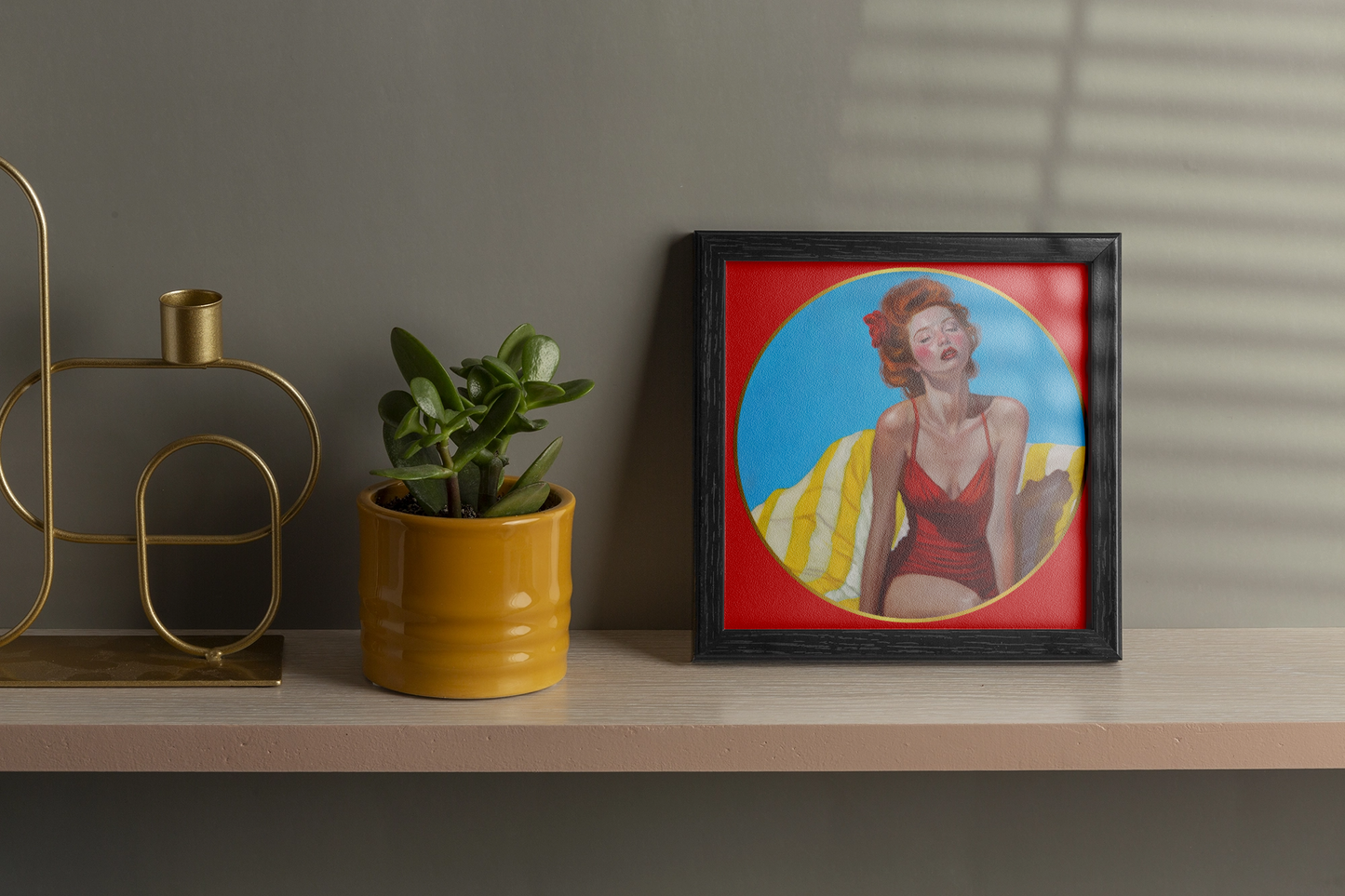 Wooden framed print - Saint Rémy 'Ruby'